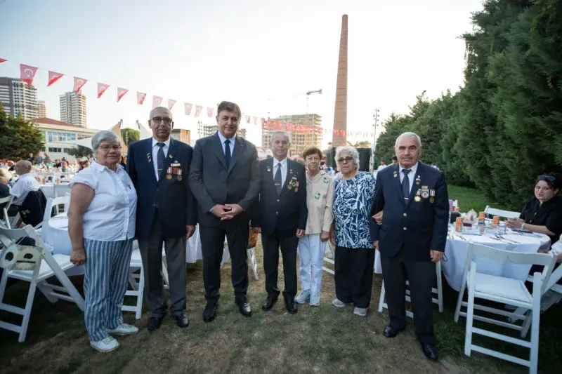 Başkan Tugay şehit aileleri ve gazilerle buluştu