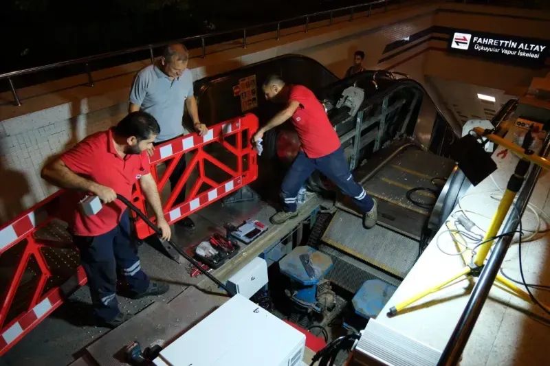 İzmir'de yürüyen merdivenler Ekim sonuna hazır