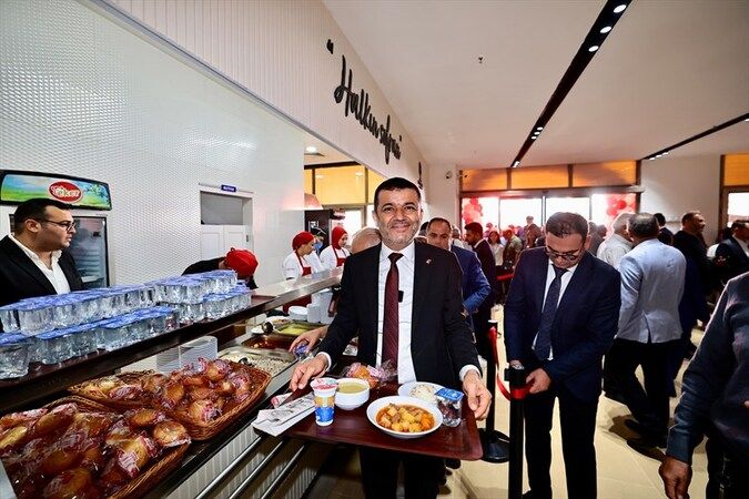 Halkın Sofrası törenle hizmete açıldı.. Müjdeli haber üniversitelilere.. Yeni Kent Lokantası üniversite bölgesine..