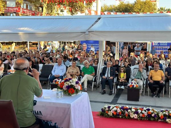 6. Bandırma Kitap Günleri “Nazım Hikmet” temasıyla sürüyor