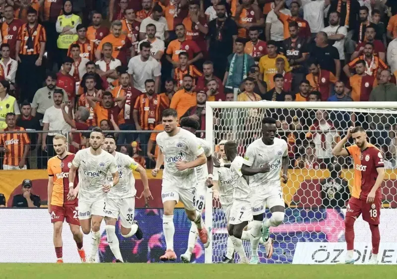 Galatasaray'da rotasyon pahalıya patladı..