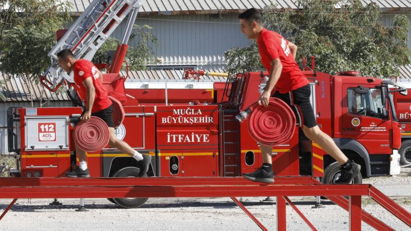 Büyükşehir İtfaiyesinden gerçeği arıtmayan tatbikat