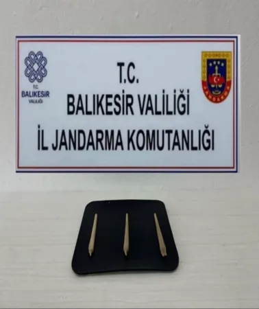 Balıkesir Jandarmasından narko operasyon.. 6 şüpheli yakalandı..