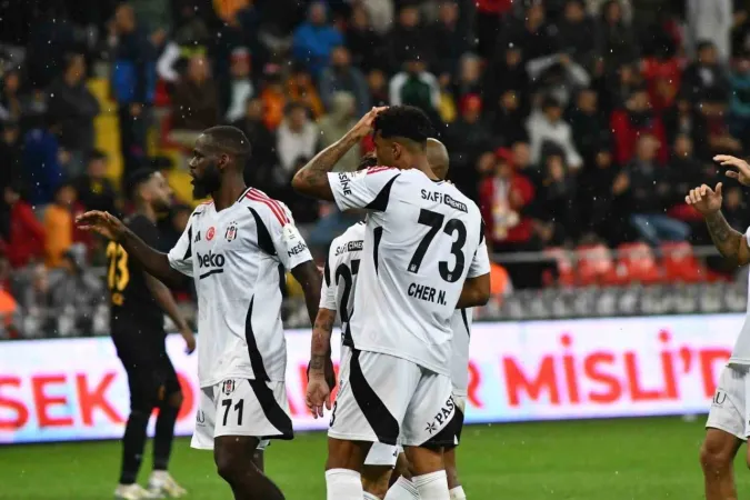 Kartal'a 45 dakika yetti.. Kayserispor: 0 Beşiktaş: 3