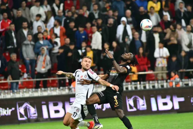 Kartal'a 45 dakika yetti.. Kayserispor: 0 Beşiktaş: 3