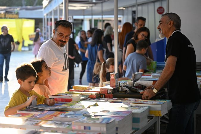 Homeros’un Bornova’sında Kitap Günleri başladı