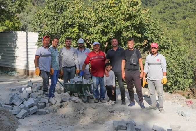 Başkan Yetişkin Dağeymiri’nde 10 yıllık sorunu çözdü