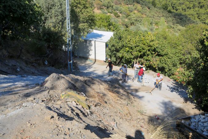 Başkan Yetişkin Dağeymiri’nde 10 yıllık sorunu çözdü