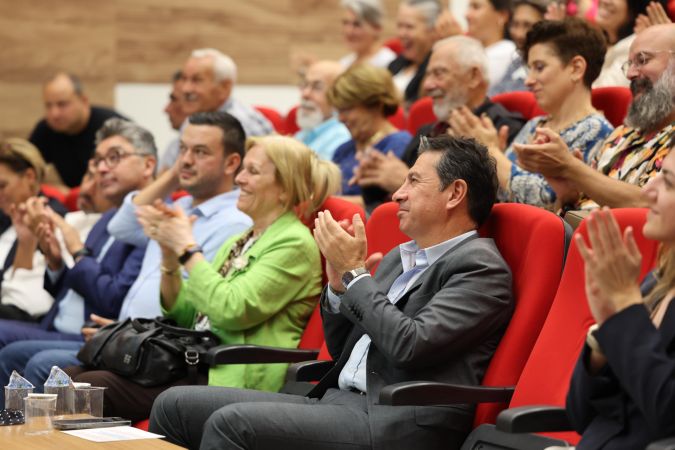 Büyükşehir'in ev sahipiğini yaptığı “Memleket, Hayat, Sanat: Nazım” belgeseli büyük ilgi gördü