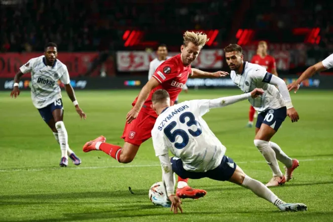 Twente: 1 - Fenerbahçe: 1