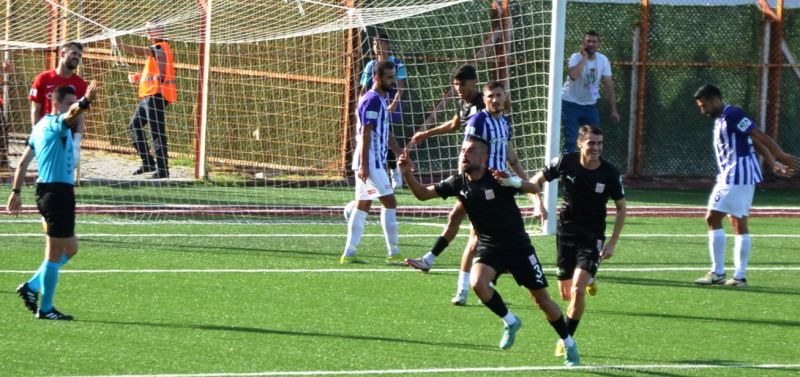 Ayvalıkgücü Ordusporu evine puansız gönderdi: 2-1