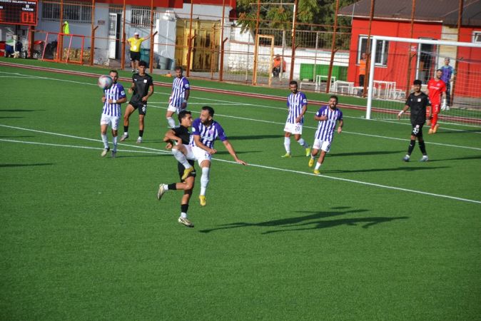 Ayvalıkgücü Ordusporu evine puansız gönderdi: 2-1