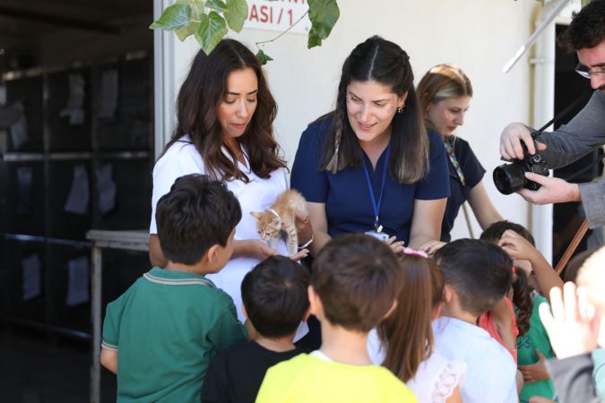 Başkan Gençay “Çocuklarımız can dostlarımızın sevgisi ve sadakati ile büyüsün”