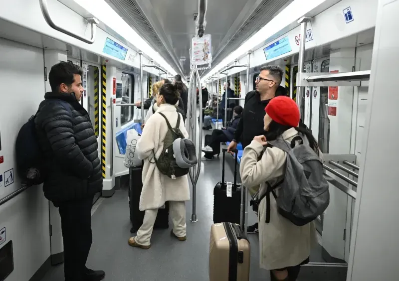 Bakan Uraloğlu açıkladı.. İstanbul Havalimanı metrosu rekor kırdı..