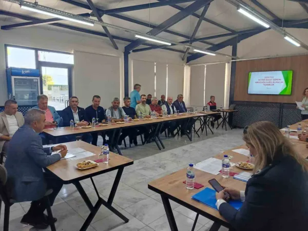 Erdek’te zeytin hırsızlıklarına karşı önlemler görüşüldü