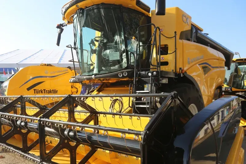 New Holland Üç Yeni Traktörü ve Otonom Tarım Robotlarını Bursa Tarım Fuarı’nda Görücüye Çıkarıyor