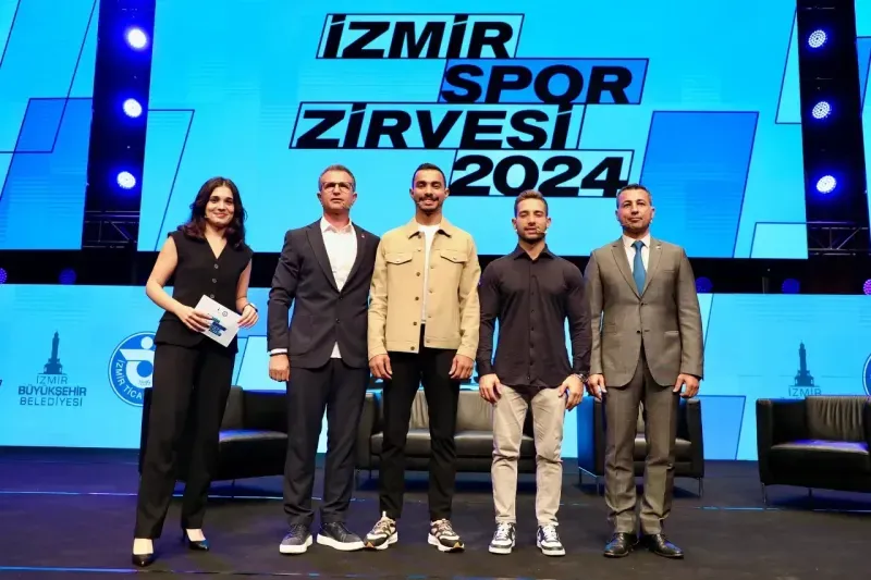 İz bırakan sporcular İzmir Spor Zirvesi’nde