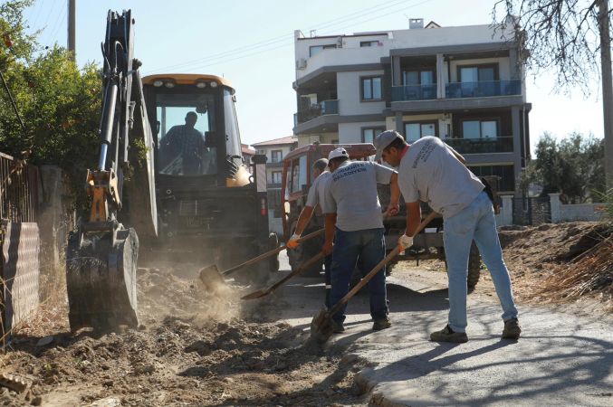 Burhaniye’de çalışmalar son sürat devam ediyor