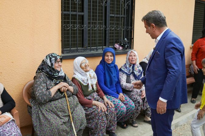 İmamköy’de çocukların yüzü Başkan Yetişkin’le güldü