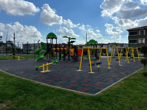 600 Evler Mahallesi Park Yapımı Tamamlandı