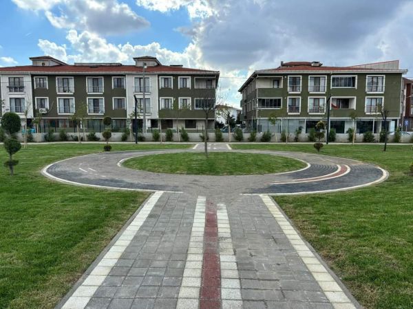 600 Evler Mahallesi Park Yapımı Tamamlandı