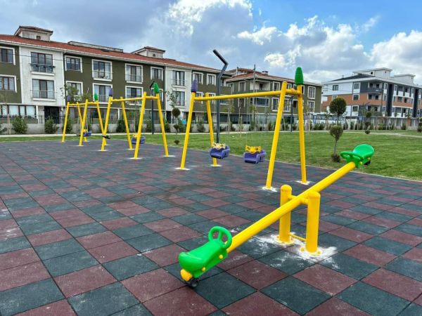 600 Evler Mahallesi Park Yapımı Tamamlandı