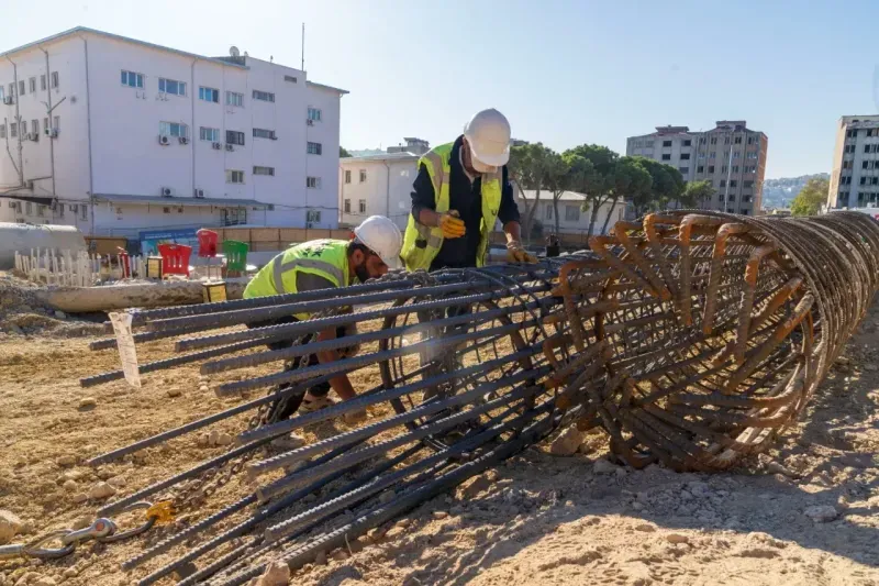 Eşrefpaşa Hastanesi ek bina inşaatında yoğun tempo