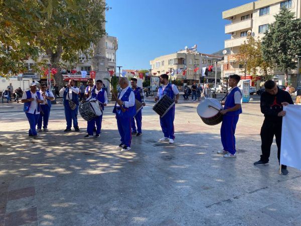 Edremit'te Cumhuriyet coşkusu