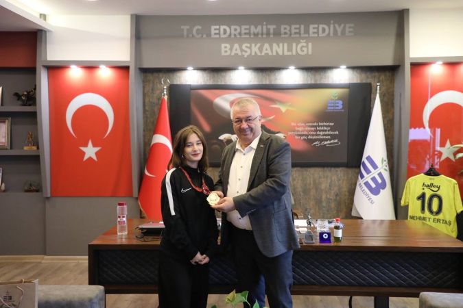 Edremit Belediyesi sporcuları Türkiye şampiyonu oldu