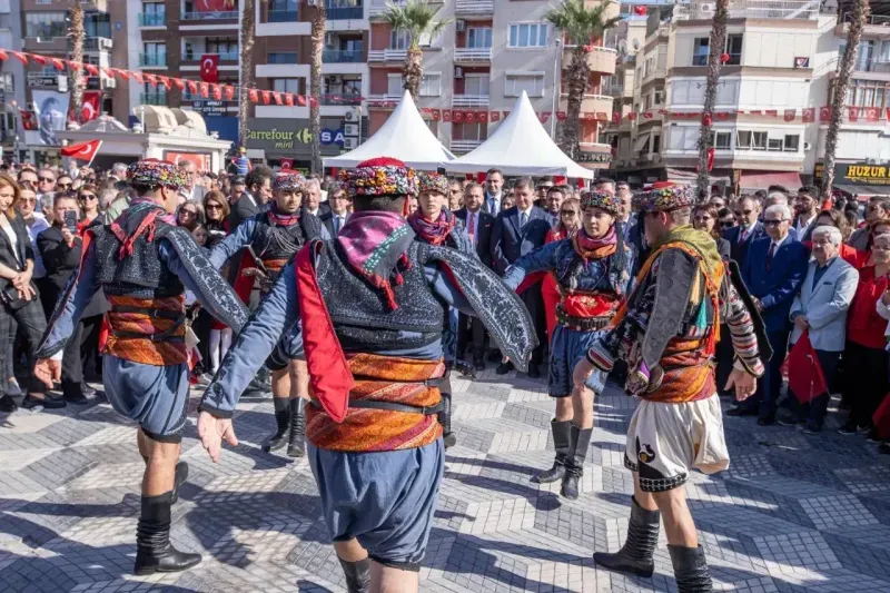 Başkan Tugay: Cumhuriyet terörle bir arada olamaz