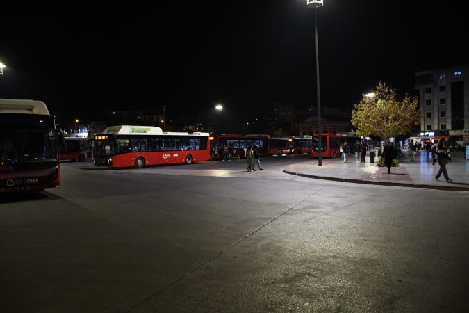 Balıkesir'de kadınlar evlerine güvenle ulaşıyor