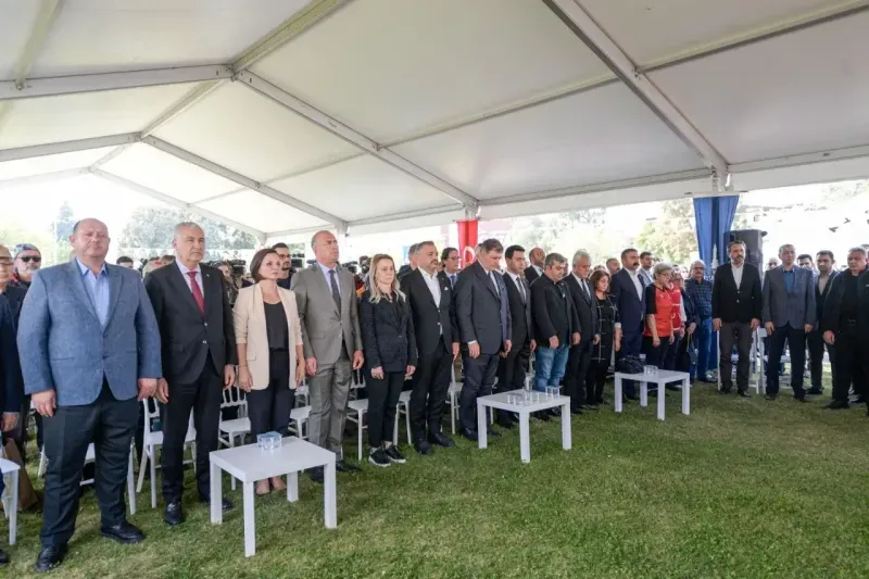 Cemil Tugay: İnsanlarımızın deprem riskiyle yaşamasına engel olacağız