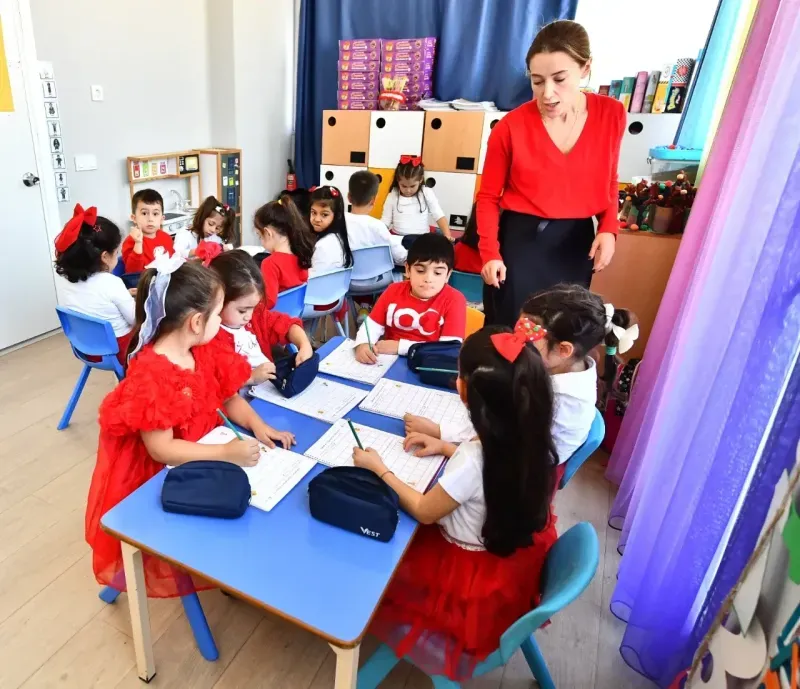 Başkan Tugay talimat verdi, anaokullarının ücreti 5 bin TL’ye indi