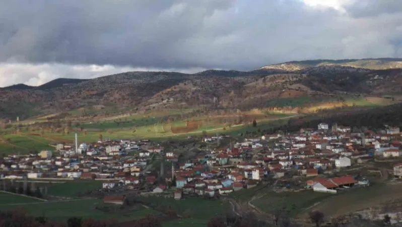 Haftalardır kayıp olan kadın samanlıkta ölü bulundu